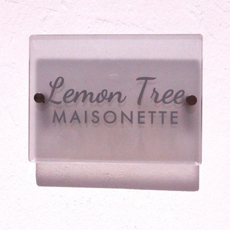 Lemon Tree Maisonette - Naoussa Paros ภายนอก รูปภาพ