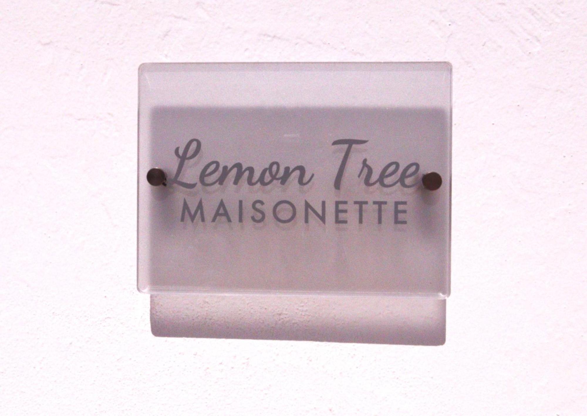 Lemon Tree Maisonette - Naoussa Paros ภายนอก รูปภาพ