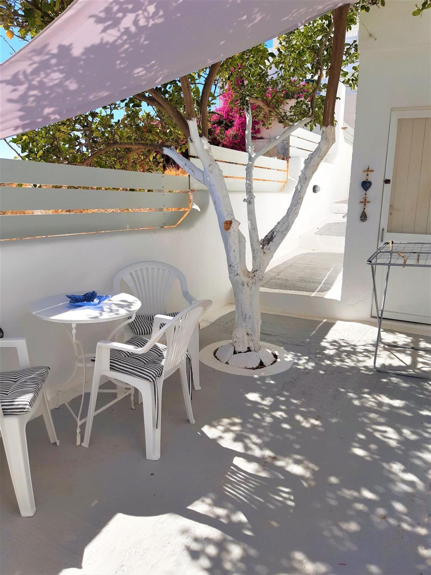 Lemon Tree Maisonette - Naoussa Paros ภายนอก รูปภาพ