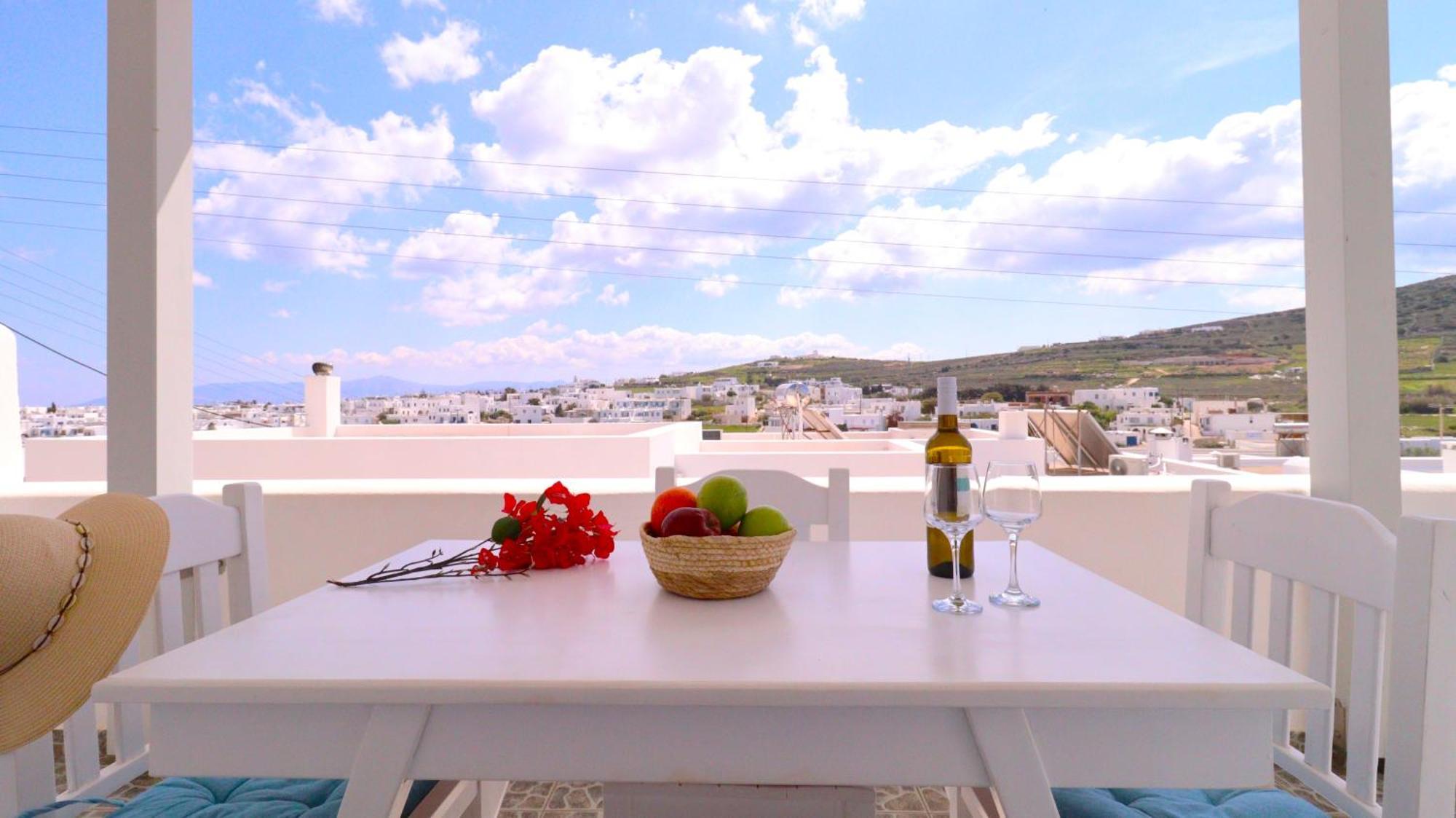 Lemon Tree Maisonette - Naoussa Paros ภายนอก รูปภาพ