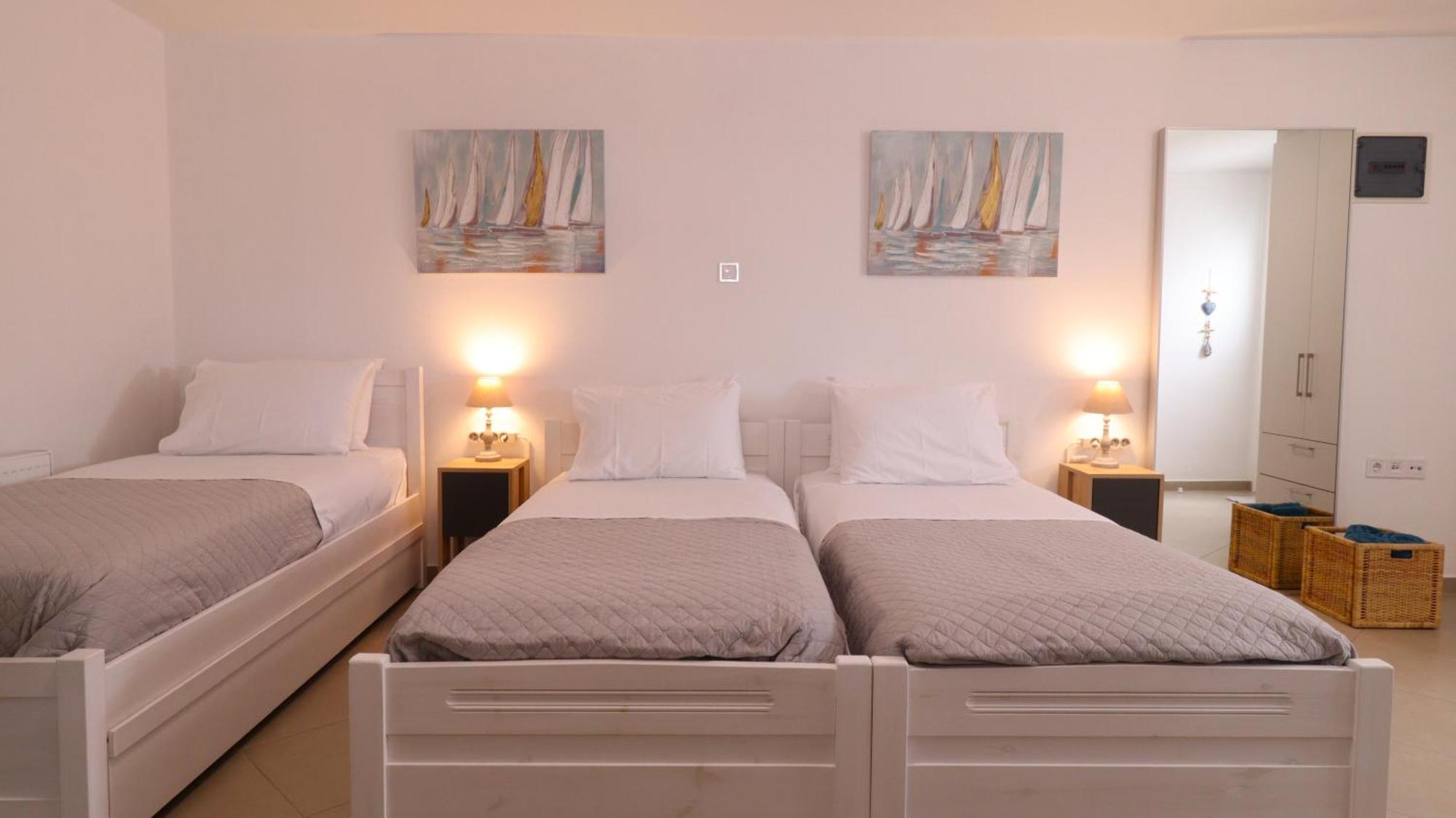 Lemon Tree Maisonette - Naoussa Paros ภายนอก รูปภาพ