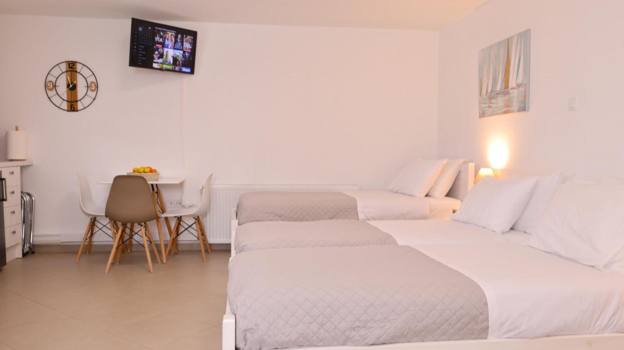 Lemon Tree Maisonette - Naoussa Paros ภายนอก รูปภาพ